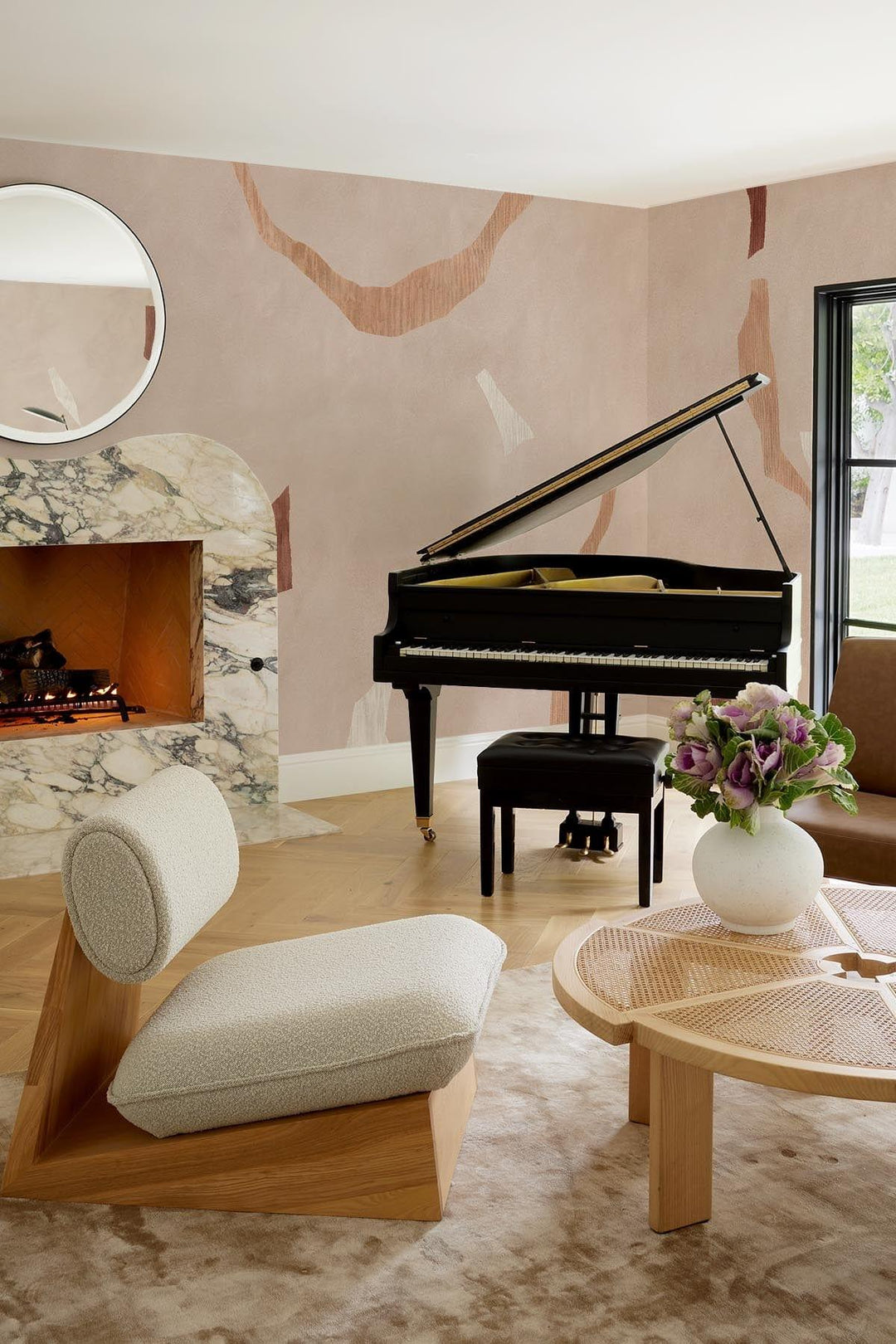 アート・デザイン・音楽 INTERIOR SKETCHER Shifting Shapes - Infuse your home with an inviting feel
