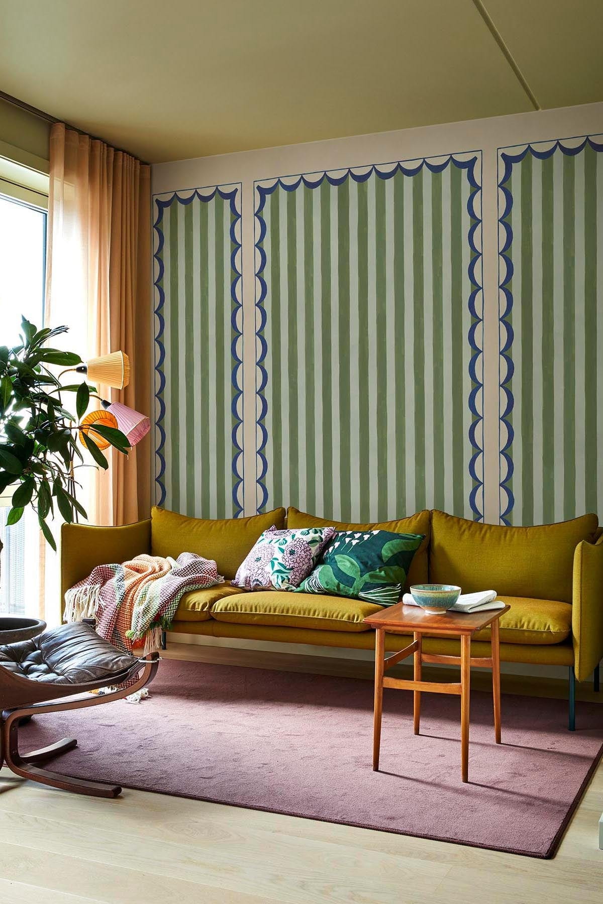Scallop Panel Scallop frames | A traditional design in contemporary shades ...