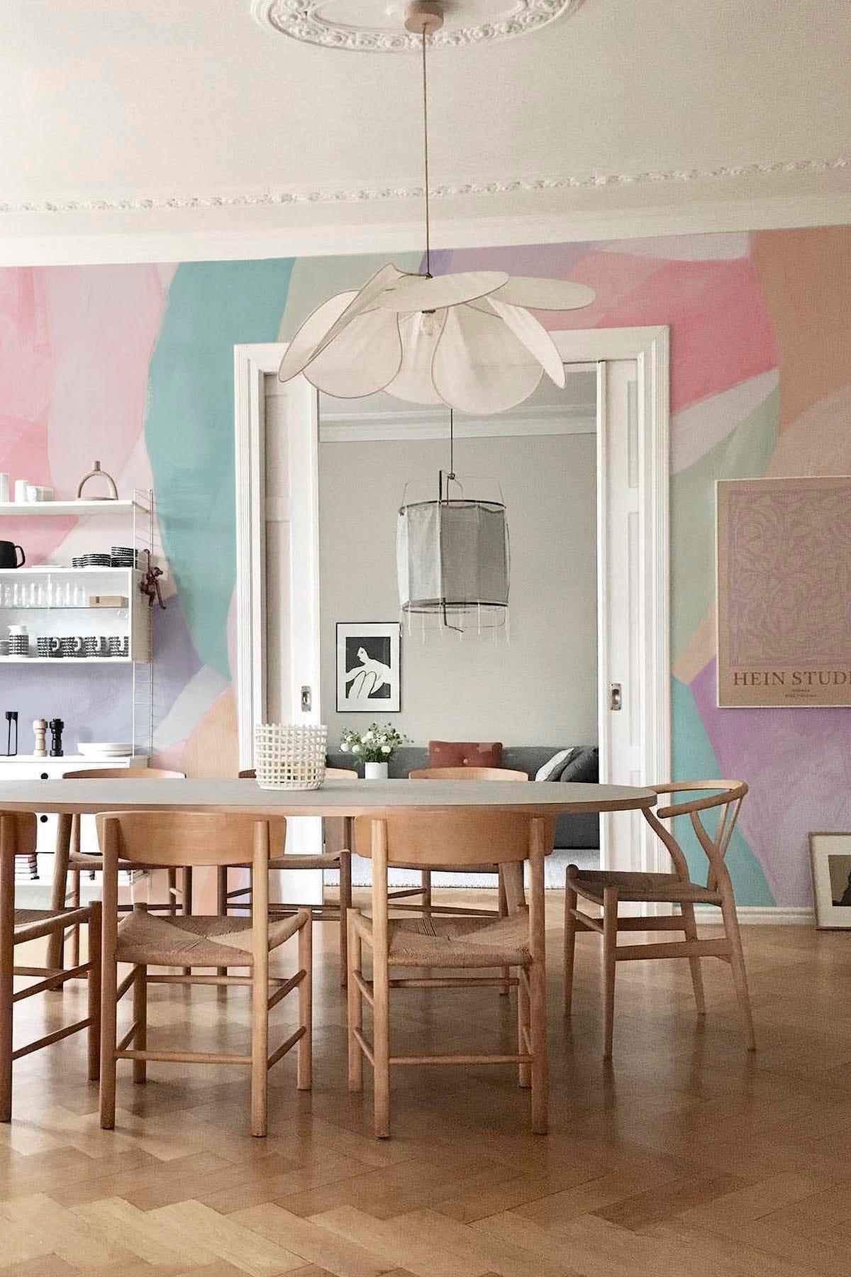 Dramatic Dining Room Designs In Pastels