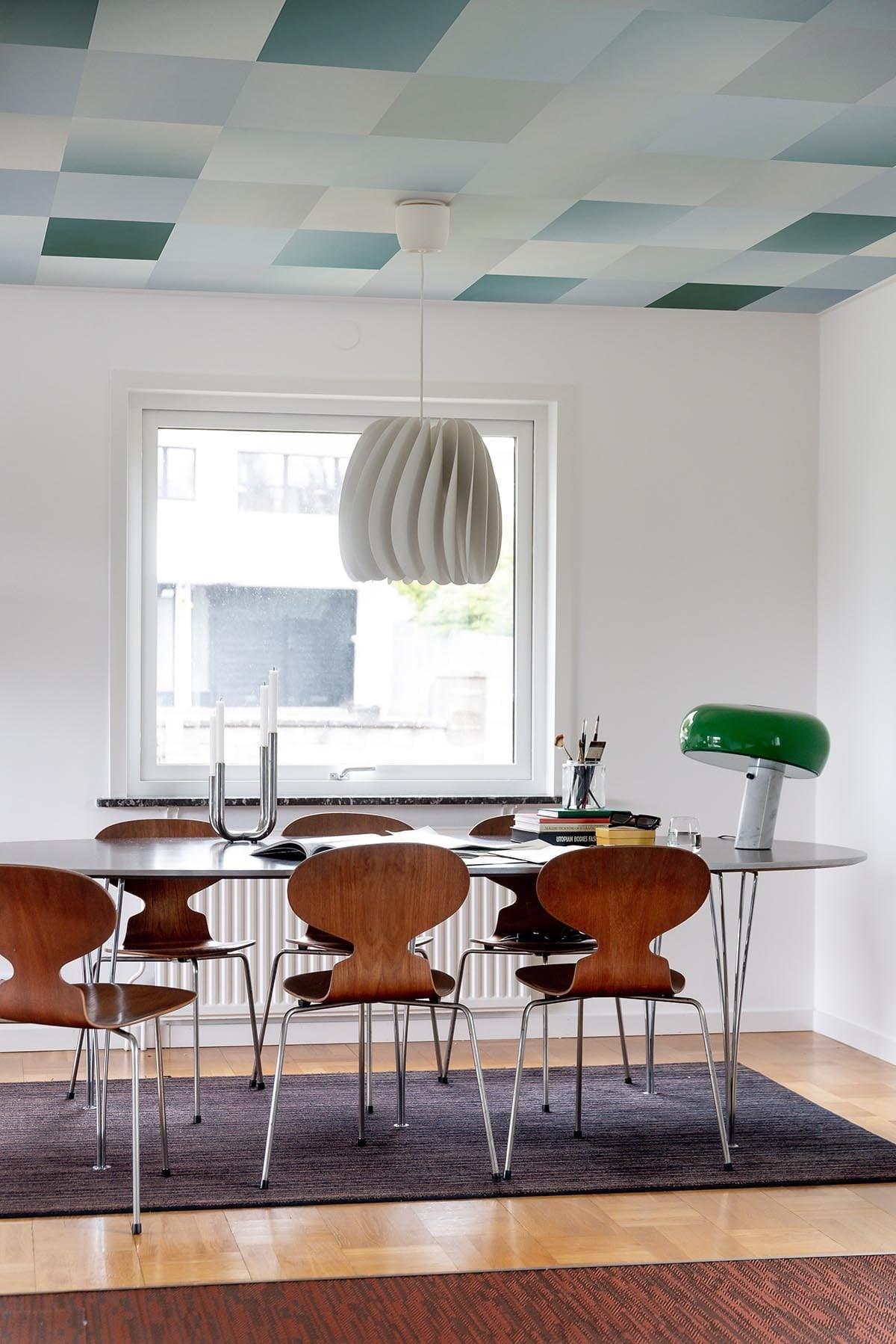 Gradient Check wall mural | Contemporary wall mural - belarteSTUDIO.